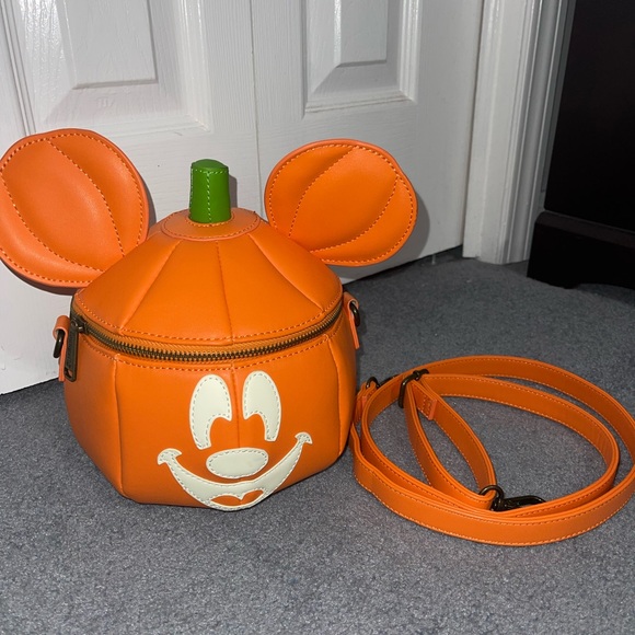Loungefly Handbags - Loungefly Mickey Pumpkin Bag